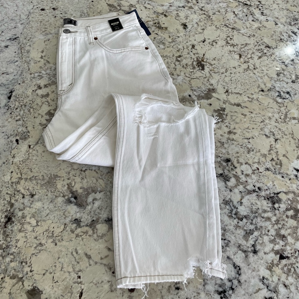 Womens Abercrombie jeans.